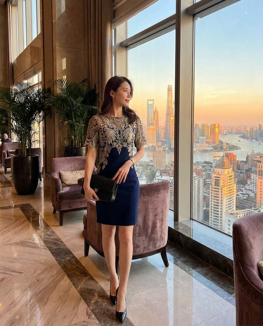 capsicum オーダーメイド Aラインドレス ショートドレス 立体レースシアースリーブ 都会エレガンス (ネイビー)