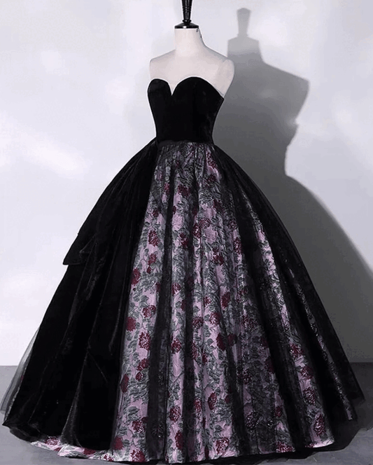 3-63773 (着丈 サイズオーダー可能) ロングドレス オーダーメイド Aラインドレス プリンセスドレス ブラックドレス ベアトップドレス フォーマルドレス パーティードレス 結婚式 演奏会 発表会 高級ドレス ラグジュアリー ベルベット調 レース刺繍 フラワーモチーフ 立体装飾 透明感 ボリュームスカート 縦長効果 宮殿階段 シャンデリア光 気品 静かな美しさ 主役級 楽天市場人気 (ブラック)XS S M L XL XXL XXXL