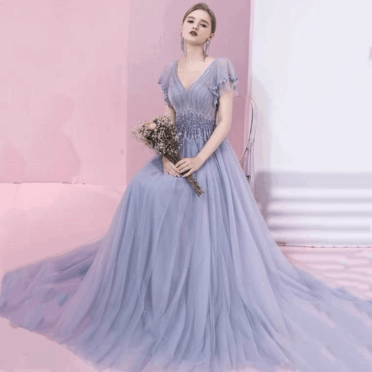 n1012 (着丈 サイズオーダー可能) Aラインドレス ロングドレス ノースリーブドレス オーダーメイド 高級 パープルドレス チュール レース 繊細刺繍 ウエストマーク フレアシルエット ドレープ感 縦長効果 透明感 気品 クワイエットラグジュアリー ホテル大階段 シャンデリア光 夜景 特別な夜 晩餐会 パーティー 日本人女性 洗練された佇まい (グレー)XS S M L XL XXL XXXL