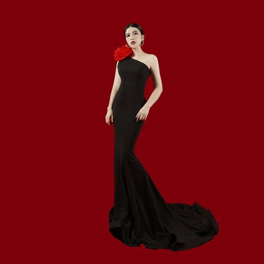 3-615white ーメイドドレス (着丈 サイズオーダー可能) オーダーメイド ロングドレス ワンショルダードレス ブラックドレス サテン 上質素材 高級感 気品 洗練 大人の余裕 静かな美しさ ルーフトップ テラス 夜景 シティビュー イルミネーション ラグジュアリー 立体シルエット 美脚ライン 体型補正 フォーマル 晩餐会 特別な夜 (ブラック)