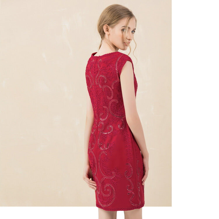 carlotta タイトドレス (着丈 サイズオーダー可能) オーダーメイド ネイビードレス 膝上ドレス 総ビジュー刺繍 ノースリーブ風 美シルエット 高級感 体型補整 フォーマルスタイル ホテルディナー 透明感 大人上品 (レッド)