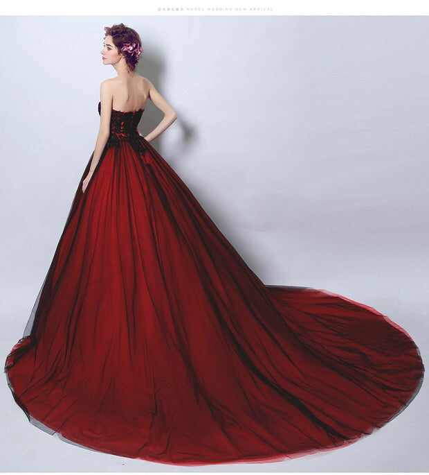 aveline ウェディングドレス レッド XS S M L XL XXL 3XL 即日発送 即納 結婚式 パーティードレス 体型カバー 小柄  ゆったり マタニティ ブラジャー 20代 30代 40代 50代 ブランド ワンピース シャンパン 夏 持ち運び