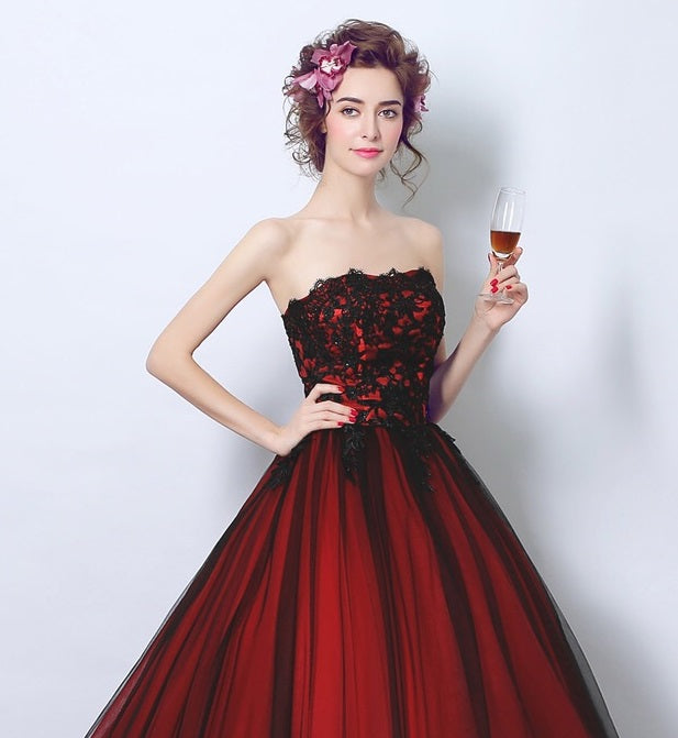 aveline ウェディングドレス レッド XS S M L XL XXL 3XL 即日発送 即納 結婚式 パーティードレス 体型カバー 小柄  ゆったり マタニティ ブラジャー 20代 30代 40代 50代 ブランド ワンピース シャンパン 夏 持ち運び