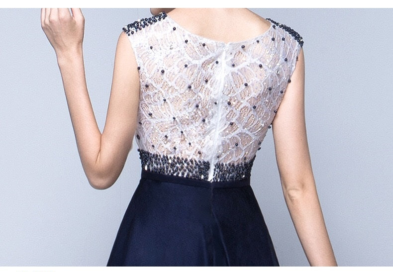 alyssa (着丈 サイズオーダー可能) Aラインドレス ロングドレス オーダーメイド ネイビー ノースリーブ ビジュー装飾 シフォン チュール レイヤード 揺れ感 縦ライン美 細見えシルエット 気品 透明感 クラシックエレガンス 大人女性 モデル佇まい ホテルラウンジ 高層階 夜景 特別な夜 フォーマル パーティー 上質ラグジュアリードレス (ネイビー)XS S M L XL XXL XXXL