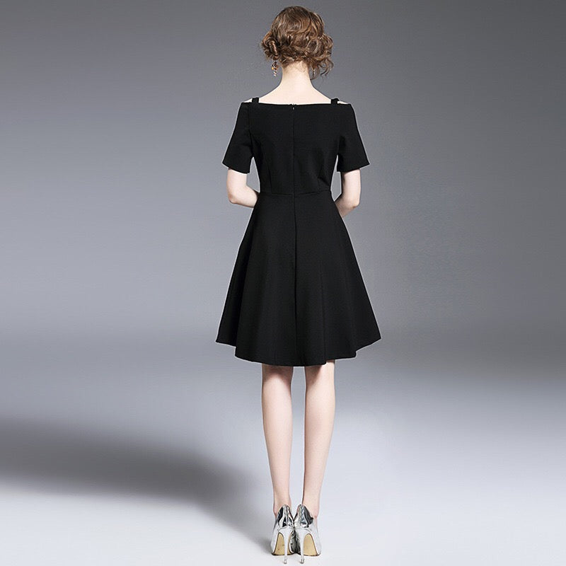 ettore Aラインドレス ショート S M L XL 即日発送 即納 結婚式 パーティードレス 体型カバー 小柄  ゆったり マタニティ ブラジャー 20代 30代 40代 50代 ブランド ワンピース シャンパン 夏 持ち運び