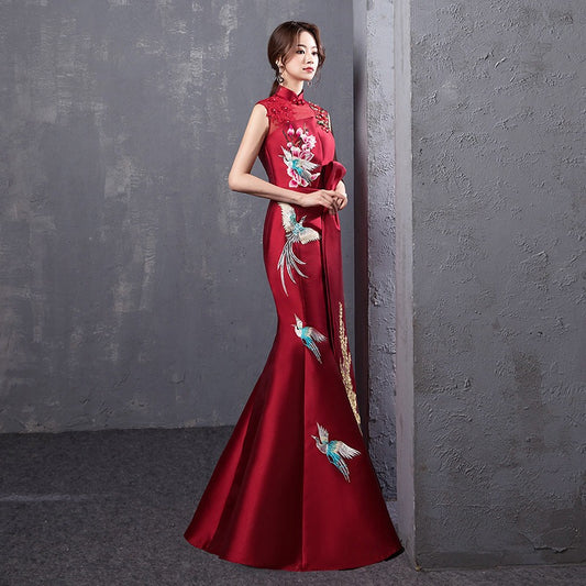 majar チャイナドレス (着丈 サイズオーダー可能) オーダーメイド マーメイドドレス ロングドレス レッドドレス 刺繍入りドレス 立ち襟 サテン素材 体型補整 高級感 クラシカルエレガンス ホテルレセプション 東洋美 (レッド)