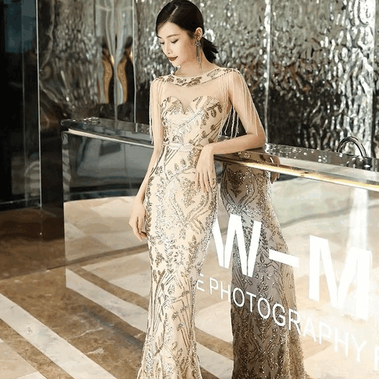 josefin マーメイドドレス (着丈 サイズオーダー可能) オーダーメイド ベージュ ロングドレス 総レース ビジュー 刺繍 フィッシュテール 立体装飾 ノースリーブ ボディライン強調 透明感 気品 日本人女性 高級ホテル 夕陽 窓辺 特別な夜 (ベージュ)XS S M L XL XXL XXXL
