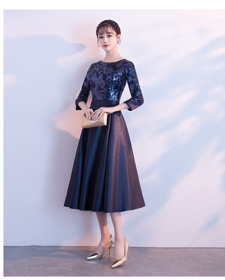 anu (着丈 サイズオーダー可能) Aラインドレス フレアドレス オーダーメイド ブラック ミディ丈 ノースリーブ シアー切替 フィットアンドフレア 軽やか揺れ感 縦ライン美 細見えシルエット 気品 可憐クラシック 大人フェミニン モデル佇まい スタジオ光 フォーマル パーティー 上質ラグジュアリードレス (ネイビー)XS S M L XL XXL XXXL