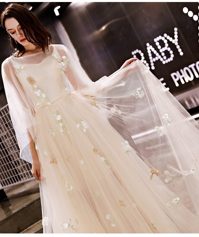 ethan (着丈 サイズオーダー可能) Aラインドレス オーダーメイド 高級ドレス ロングドレス ノースリーブドレス チュールドレス ビジュードレス 刺繍 レース 透け感 透明感 気品 優雅 大人女性 ホテルウェディング シャンデリア ナイトパーティー 特別な夜 主役級 美シルエット 日本人女性向け 高見え 楽天人気 フォーマルドレス 演奏会 発表会 (ベージュ)XS S M L XL XXL XXXL