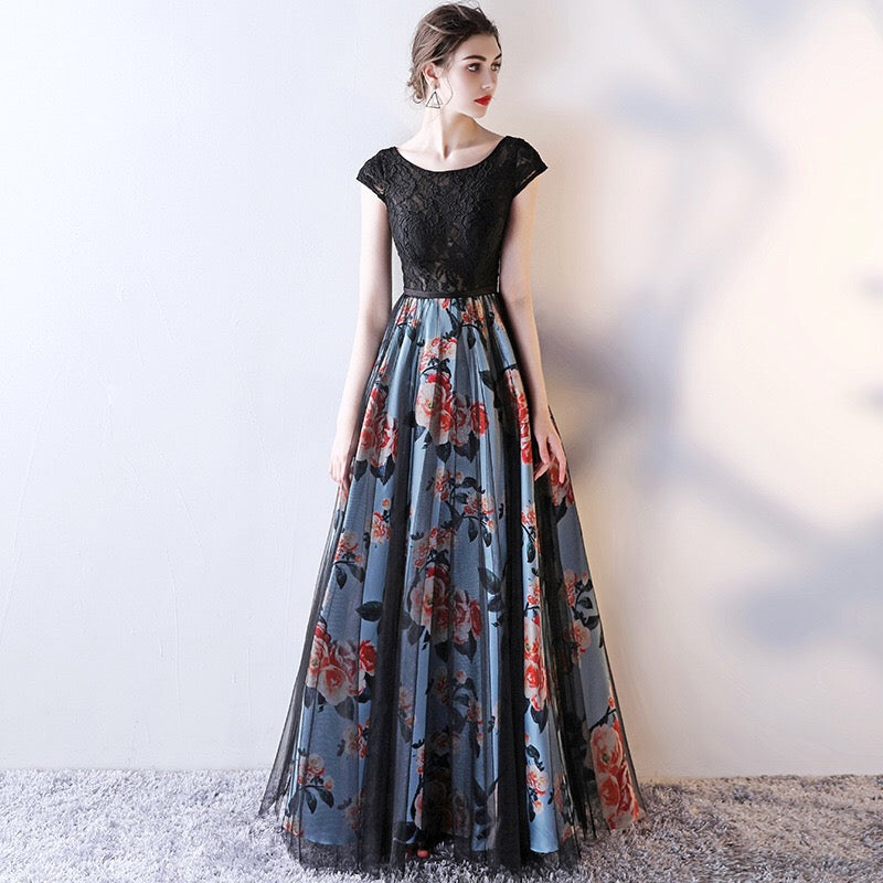 saba Aラインドドレス ブラック XS S M L XL XXL 即日発送 即納 即日発送 即納 結婚式 パーティードレス 体型カバー 小柄 ゆったり マタニティ ブラジャー 20代 30代 40代 50代 ブランド ワンピース シャンパン 夏 持ち運び