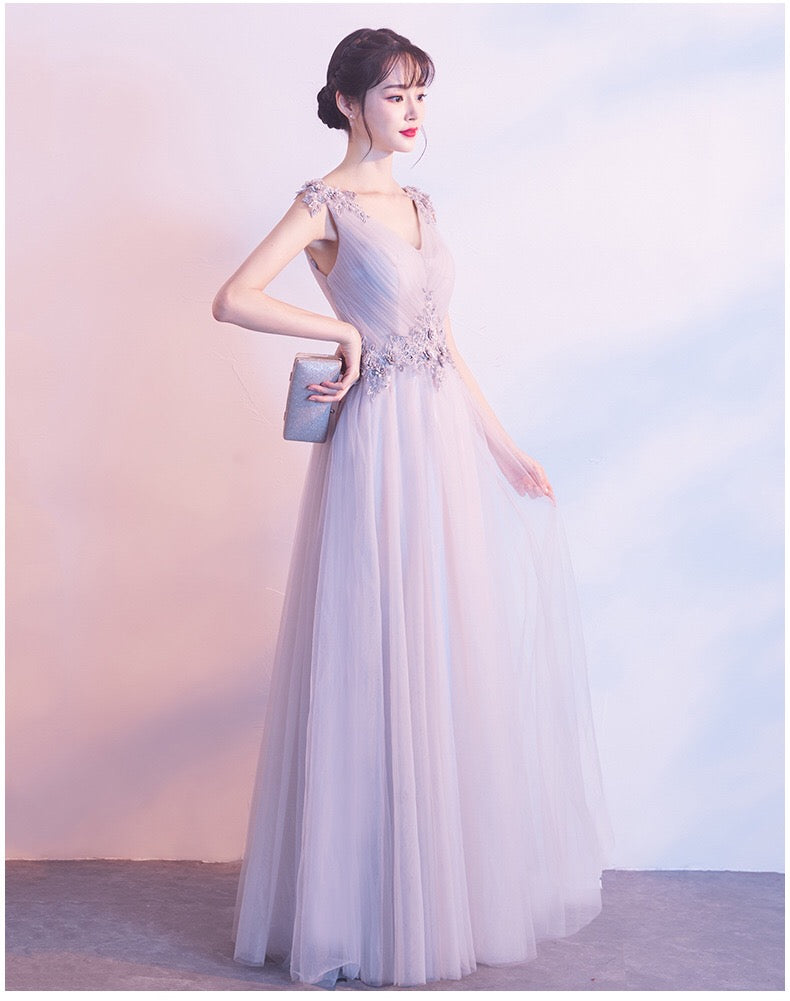 siiri Aラインドレス グレー XS S M L XL XXL XXXL 即日発送 即納 結婚式 パーティードレス 体型カバー 小柄 ゆったり マタニティ ブラジャー 20代 30代 40代 50代 ブランド ワンピース シャンパン 夏 持ち運び