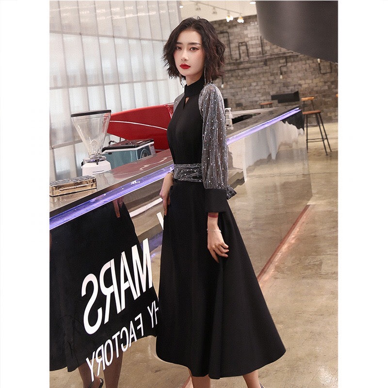 aune Aラインドレス (着丈 サイズオーダー可能) オーダーメイド ミディドレス ロングスリーブドレス ブラックドレス シフォン シアー レース 切替デザイン 上質素材 高級感 気品 洗練 大人の余裕 静かな美しさ クラシックホテル 大階段 シャンデリア 暖色照明 ナイトラグジュアリー 立体シルエット 体型補正 フォーマル 会食 レセプション 特別な夜 (ブラック)XS S M L XL XXL XXXL