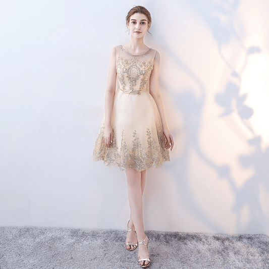 mallarme (着丈 サイズオーダー可能) Aラインドレス ミニドレス ノースリーブドレス オーダーメイド 高級 チュール レース ビジュー刺繍 フラワーモチーフ 立体装飾 フィットフレア 美脚効果 透明感 気品 フェアリーエレガンス スタジオ光 柔らかな陰影 特別な一日 パーティー 二次会 発表会 日本人女性 可憐な佇まい 心奪われる瞬間 (ベージュ)XS S M L XL XXL XXXL