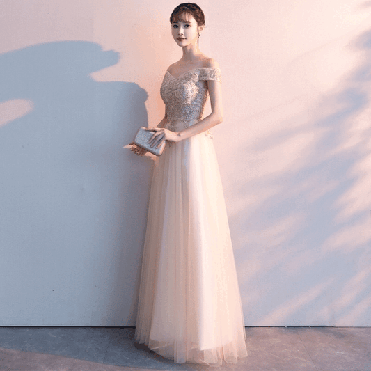 即納ドレス あす楽 aura Aラインドレス ゴールド XS S M L XL XXL 即日発送 明日 届く 即日発送 即納 結婚式 パーティードレス 体型カバー 小柄  ゆったり マタニティ ブラジャー 20代 30代 40代 50代 ブランド ワンピース シャンパン 夏 持ち運び