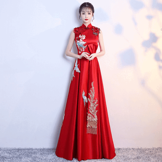 londeix (着丈 サイズオーダー可能) Aラインドレス ロングドレス ノースリーブドレス オーダーメイド 高級 サテン シルク調 フィットフレア 美シルエット 立体裁断 ウエストマーク 縦長効果 透明感 気品 王道エレガンス スタジオ光 華やかな存在感 特別な夜 晩餐会 ガラディナー パーティー 日本人女性 自信に満ちた佇まい 視線を集める瞬間 (レッド)XS S M L XL XXL XXXL