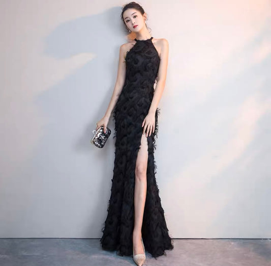 Evelyn スリットドレス (着丈 サイズオーダー可能) オーダーメイド ロングドレス 立体フラワードレス アイスブルードレス ホルターネック スレンダーライン 美脚魅せ 透明感 体型補整 ラグジュアリー フォトジェニック 大人上品 （ブラック）