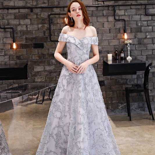 3-635naivy Aラインドレス (着丈 サイズオーダー可能) オーダーメイド ロングドレス ノースリーブドレス レース ビジュー 刺繍 グリッター 上質素材 高級感 気品 透明感 大人の余裕 静かな美しさ 夜景 ホテル空間 シャンデリア ラグジュアリー 光演出 立体シルエット 美脚効果 体型補正 フォーマル 結婚式 披露宴 演奏会 晩餐会 特別な夜 （グレー）