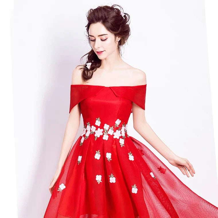 eileen オフショルダードレス (着丈 サイズオーダー可能) オーダーメイド ハイロードレス レッドドレス フラワー刺繍ドレス ミディアムドレス 上質素材 高級感 美シルエット 透明感 体型補整 大人可愛い 静かな華やぎ 日本人女性 プレミアム ラグジュアリー エレガント パーティー フォーマル （レッド）