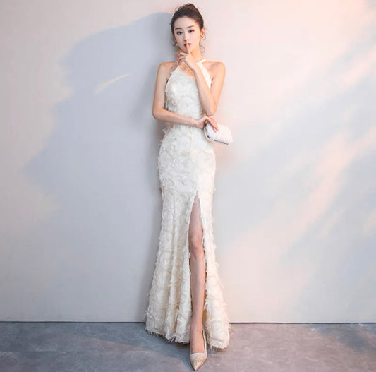 Evelyn スリットドレス (着丈 サイズオーダー可能) オーダーメイド ロングドレス 立体フラワードレス アイスブルードレス ホルターネック スレンダーライン 美脚魅せ 透明感 体型補整 ラグジュアリー フォトジェニック 大人上品 （グレー）