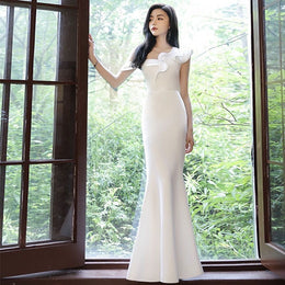 アルカドレス(ARUKA DRESS) Koechlin オーダーメイド(着丈・サイズ可) レッド オフショルダー ロングドレス 袖ありレース 結婚式/披露宴/二次会 パーティードレス 体型カバー 大きいサイズ 写真映え 主役級オーラ （レッド）XS S M L XL XXL XXXL main image 1