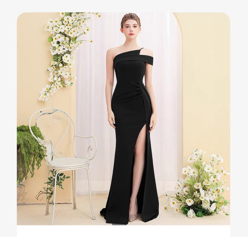 3-66488 (着丈 サイズオーダー可能) マーメイドドレス オーダーメイド ロングドレス スリットドレス ノースリーブドレス レッドドレス フォーマルドレス パーティードレス 結婚式 二次会 演奏会用 高級ドレス ラグジュアリー サテン素材 艶感 美ボディライン 縦長効果 ホテル空間 窓際ポージング 夕景ライティング 大人女性 気品 色香 主役級 楽天市場人気 （レッド）XS S M L XL XXL XXXL