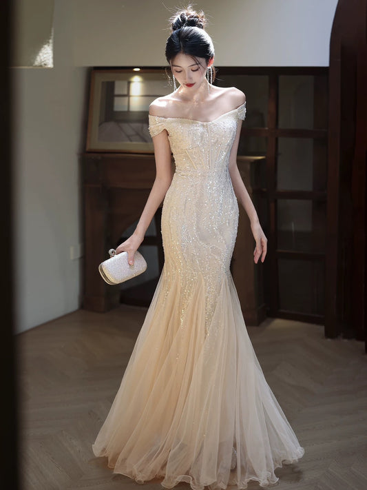 Zulema マーメイドドレス (着丈 サイズオーダー可能) オーダーメイドドレス ロングドレス ベージュカラー 体型補整 シースルーデザイン グラマラスライン ホテルルーフトップ 夕暮れ映え フォーマルドレス 大人の余裕 ラグジュアリー （ホワイト）