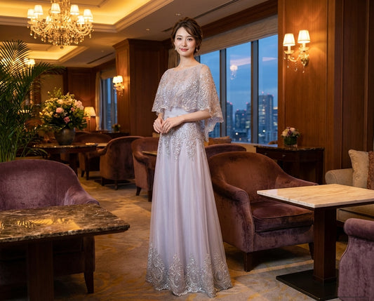 gervais Aラインドレス (着丈 サイズオーダー可能) オーダーメイド ロングドレス パーティードレス 高級ドレス フォーマルドレス 演奏会 発表会 ホテルラウンジ チュールドレス レース刺繍 ウエスト切替 半袖デザイン 透明感 気品 上質感 大人女性 日本人着用 立ち姿美しい シャンデリア光 特別な夜 楽天SEO（グレー）