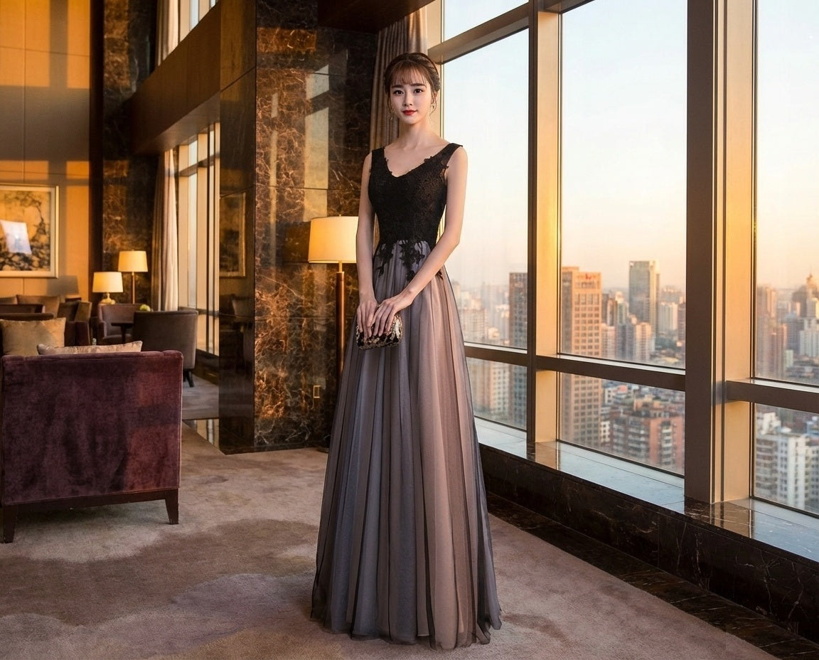 Auriol ロングドレス (着丈 サイズオーダー可能) オーダーメイド Aラインドレス ロングドレス ノースリーブドレス ブラウンドレス フォーマルドレス 上質素材 スモーキーカラー ミニマルデザイン 縦ライン 美シルエット 高層ホテル ラウンジ 夕景夜景 窓際光 気品 透明感 大人女性 正装 結婚式 演奏会 晩餐会 パーティー 高級感 日本人女性向け （ブラック）XS S M L XL XXL XXXL