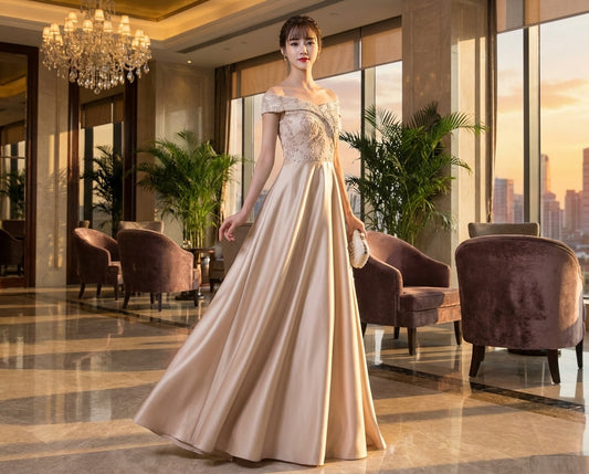 lormeau (着丈 サイズオーダー可能) Aラインドレス ロングドレス ノースリーブドレス オーダーメイド 高級ドレス ベージュドレス フォーマルドレス パーティードレス 結婚式 演奏会 二次会 高級ホテル ロビー 夕景自然光 上質素材 サテン シフォン フレアライン 美シルエット 大人女性 気品 透明感 上品 主役級存在感 日本人女性（アプリコット）