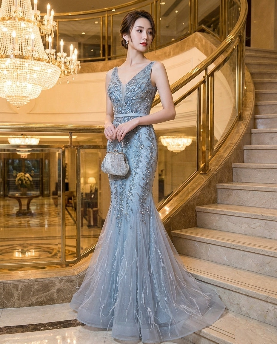 豪華オールビジュードレス noora （着丈 サイズオーダー可能） オーダーメイド マーメイドドレス ロングドレス ノースリーブドレス ビジュードレス レースドレス フォーマルドレス 高級ドレス 上質素材 透明感 気品 大人女性 美シルエット 体型補整 ホテル大階段 シャンデリア 暖光 夜景 映える装い 結婚式 二次会 演奏会 特別な夜 ラグジュアリー （ブルー）XS S M L XL XXL XXXL