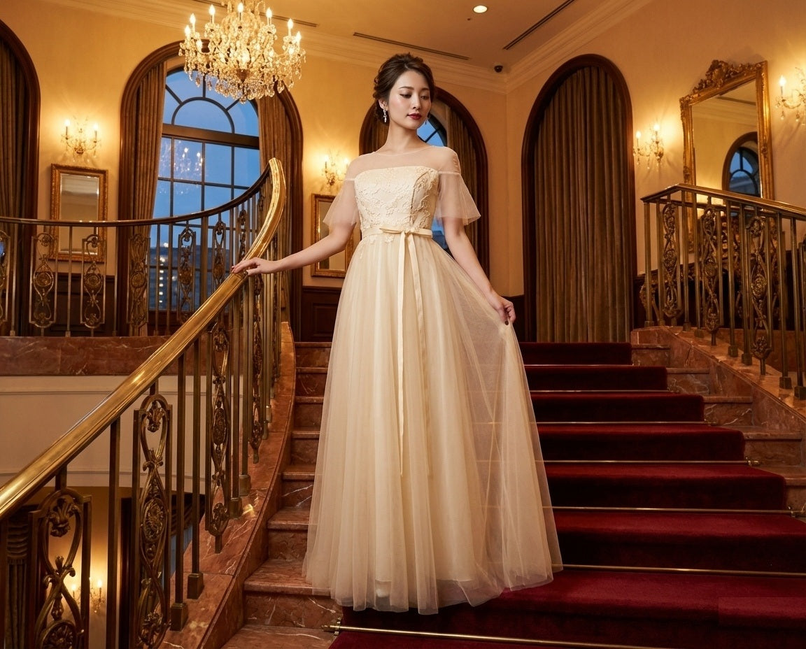 kimberlyチュールドレス (着丈 サイズオーダー可能) オーダーメイド ロングドレス Aラインドレス ベージュドレス ストラップレスドレス 美シルエット 体型補整 透明感 上質素材 大人フェミニン 清楚 前撮りドレス ホテルディナー （ベージュ）