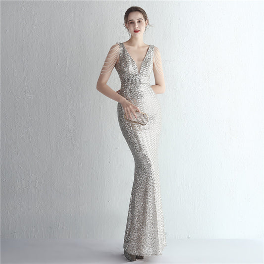 barbara スパンコールドレス (着丈 サイズオーダー可能) オーダーメイド マーメイドドレス ロングドレス 深Vネック ヌーディベージュドレス ノースリーブドレス 体型補整 曲線美 輝きの余韻 クラッチバッグ映え ホテルラウンジ 高級感 大人エレガンス （シルバー）